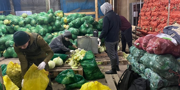 В Якутске начали доставку продуктовой помощи семьям мобилизованных