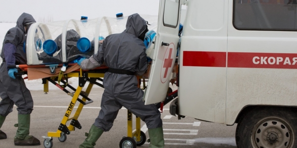 В аэропорту Якутска тренировались встретить пациента с опасной инфекцией