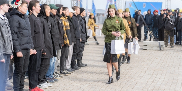 В Якутске состоялись торжественные проводы призывников