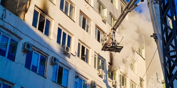 Названа причина крупного пожара в центре Якутска