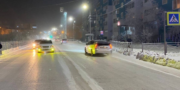 Подростка в наушниках сбила машина в Якутске